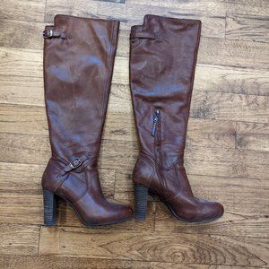 UGG Leather Classic Heeled Boots